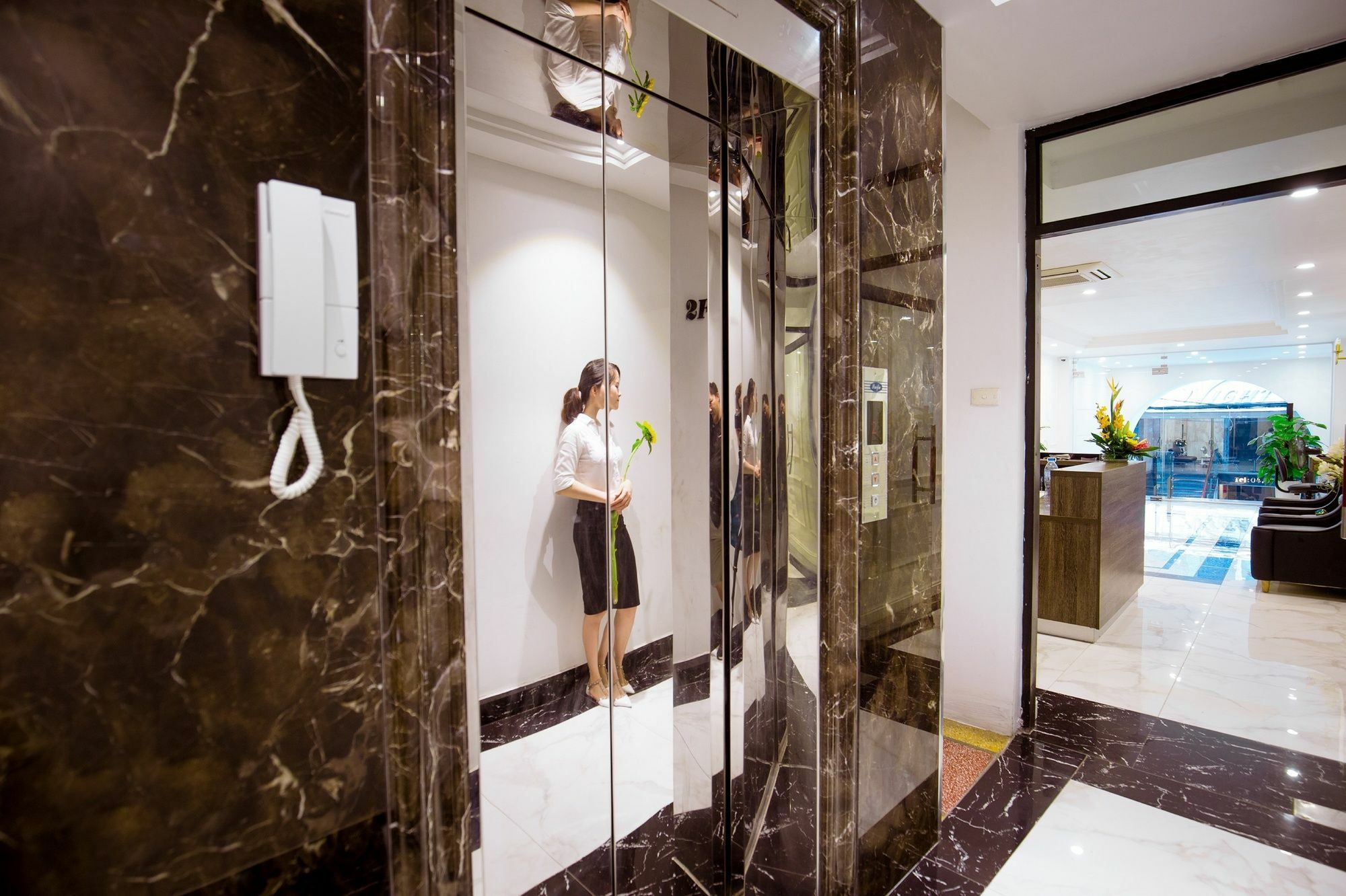 My Linh Hotel Hanoi Esterno foto